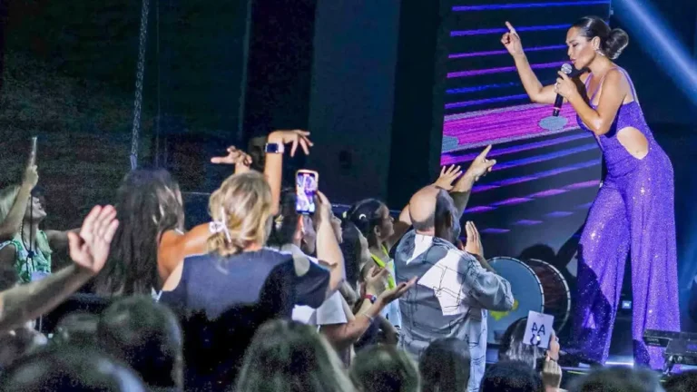 Hülya Avşar Menajeri 0532 206 59 59 _ 2026 Konser Fiyatları