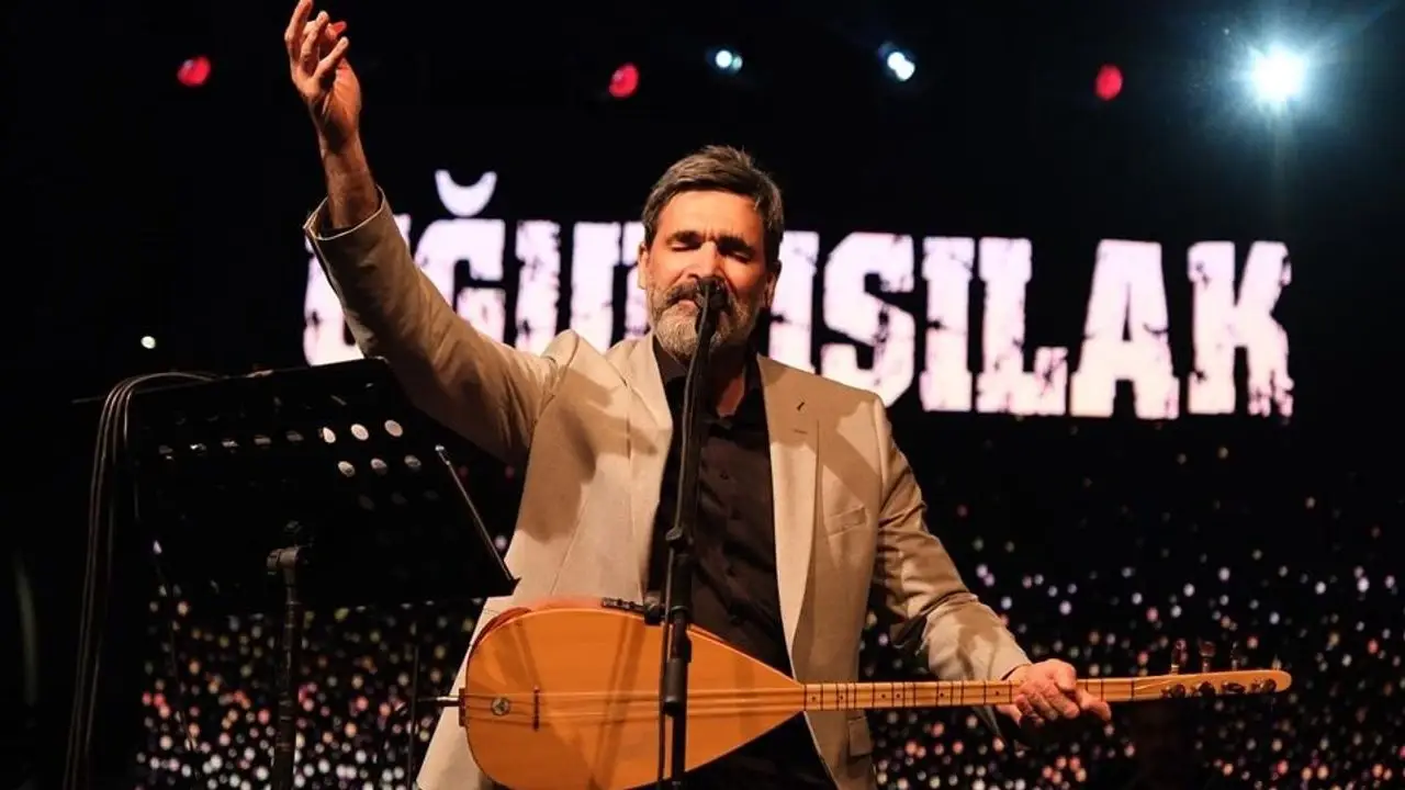 Uğur Işılak Menajeri İletişim: 0532 206 59 59 | Booking 2026 Uğur Işılak Menajeri 0532 206 59 59 _ 2026 Konser Fiyatları